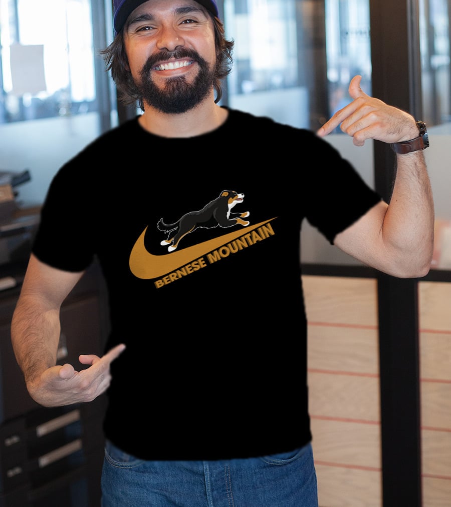Bernese Mountain Nike Dh T-Shirt
