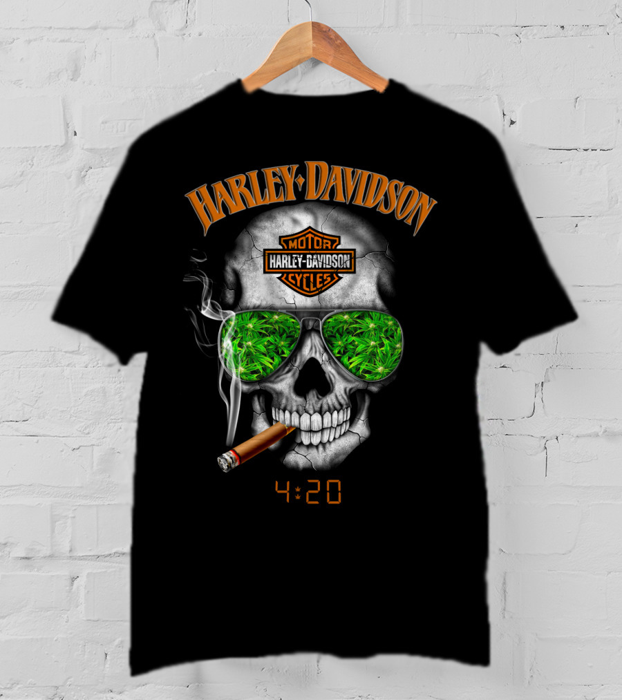 Harley Davidson Skull 4:20 With Cigar And Green Leaf Sunglasses T-Shirt
