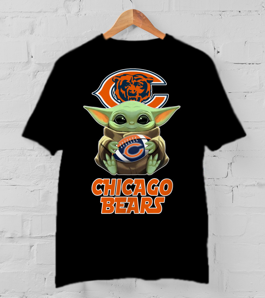 Chicago Bears Baby Yoda Football Fan T-Shirt
