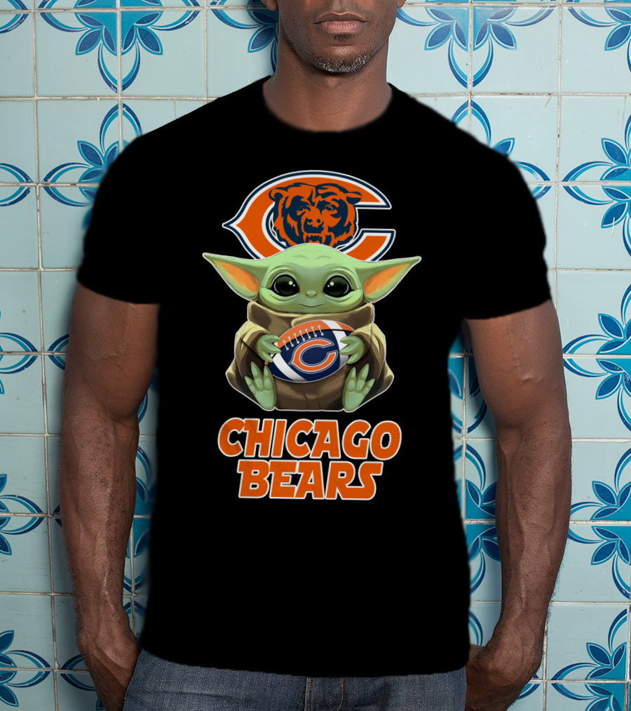 Chicago Bears Baby Yoda Football Fan T-Shirt