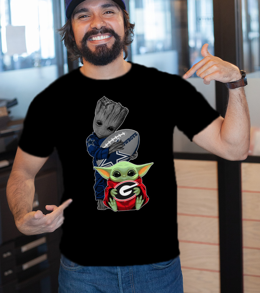 Cowboys Groot Football With Bulldogs Baby Yoda In Georgia Red T-Shirt
