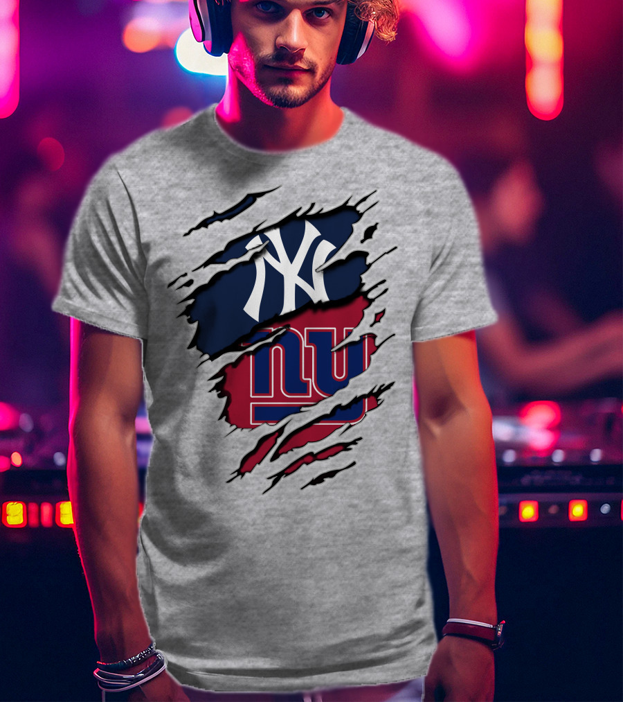 New York Yankees New York Giants Ripped Torn Combo T-Shirt