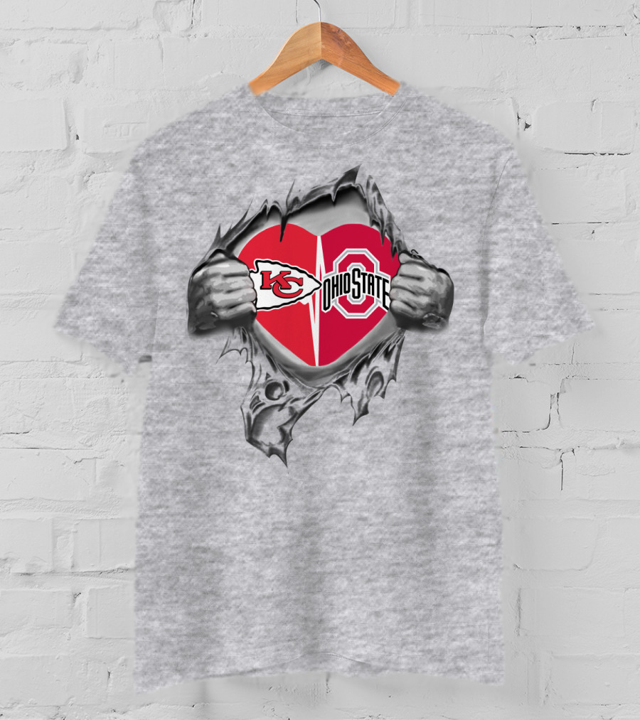 Kansas City Chiefs Ohio State Buckeyes Heart Logo Peeling T-Shirt