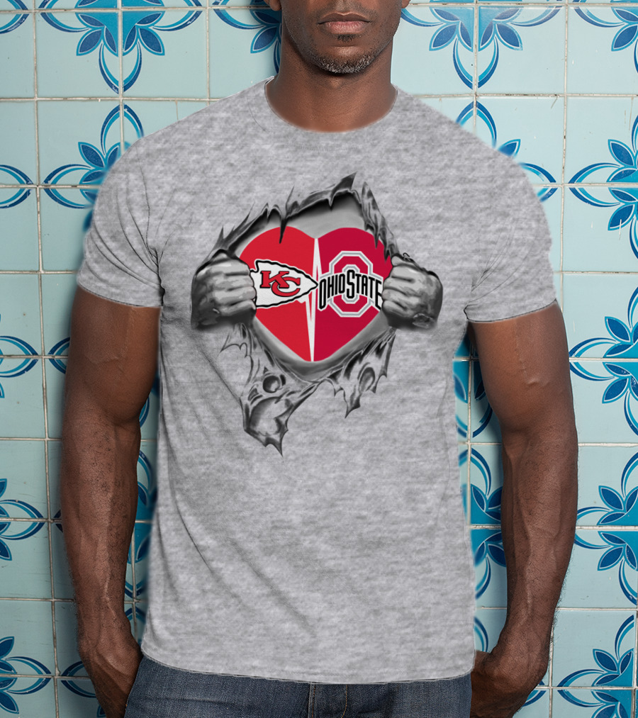 Kansas City Chiefs Ohio State Buckeyes Heart Logo Peeling T-Shirt