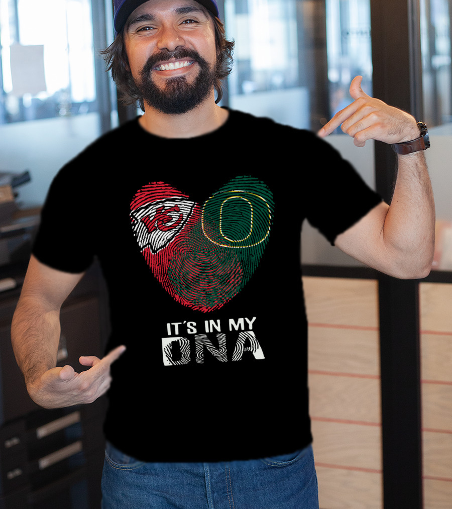 Kansas City Chiefs Oregon Ducks It's In My Dna T-Shirt