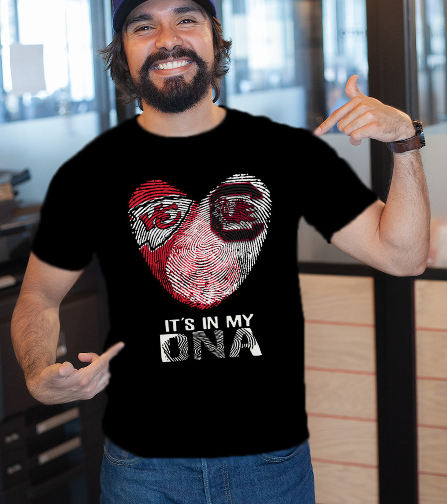 Chiefs Gamecocks Fingerprint It's In My DNA T-Shirt