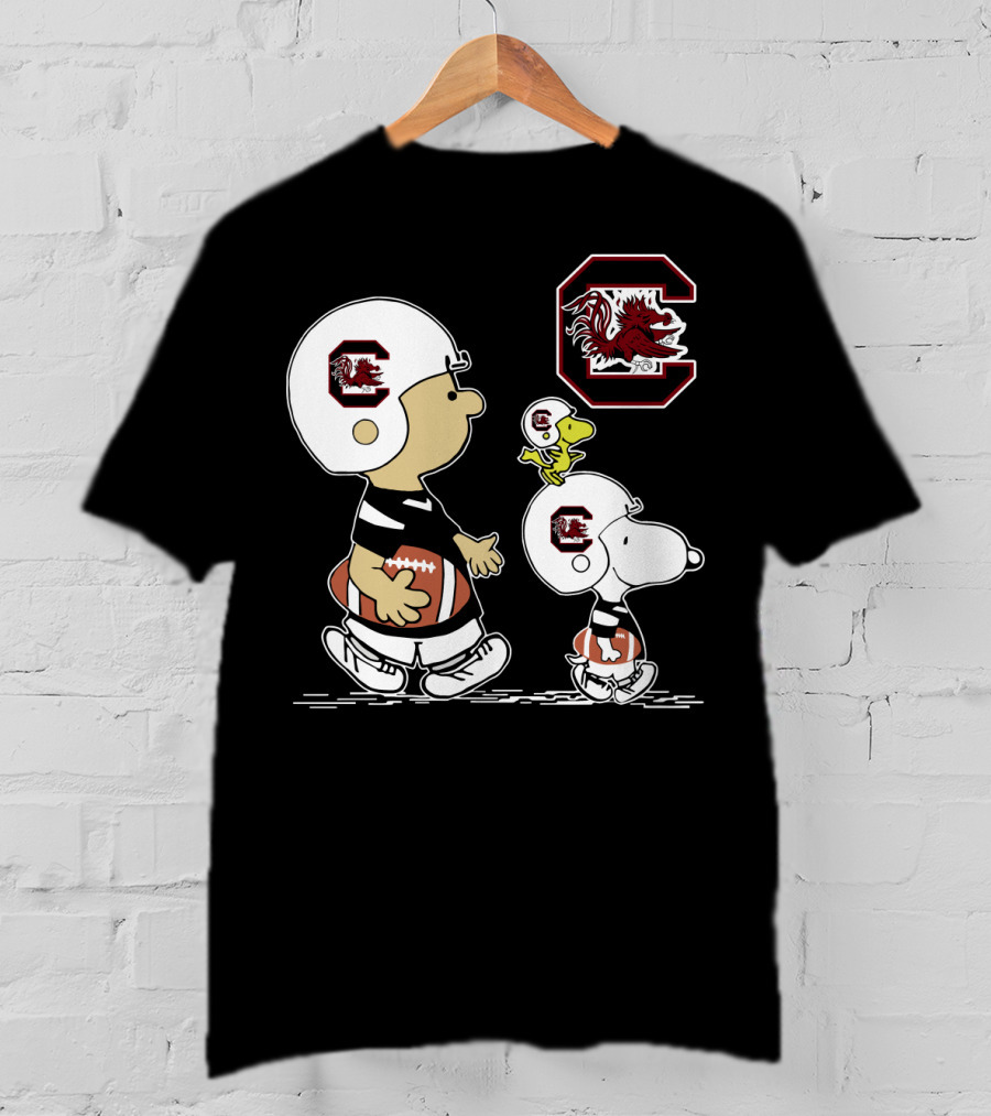 South Carolina Gamecocks Snoopy And Friends Football Helmets T-Shirt