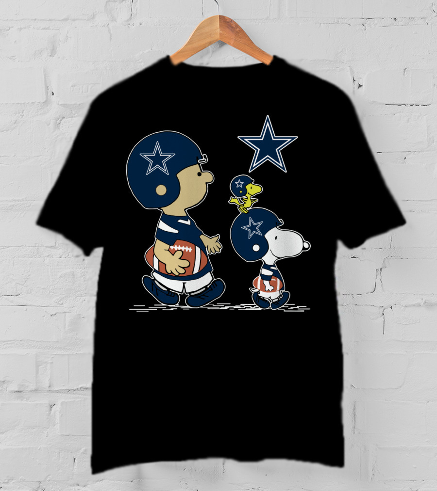 Cowboys Snoopy Peanuts Woodstock Football Helmet Star T-Shirt