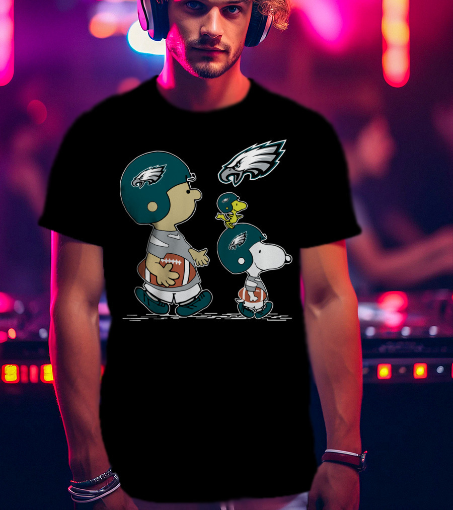Philadelphia Eagles Snoopy Woodstock Football Helmet Adventure T-Shirt