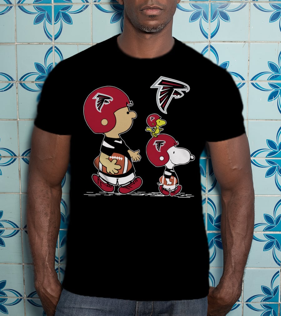 Falcons Snoopy Charlie Woodstock Football Team Gear T-Shirt