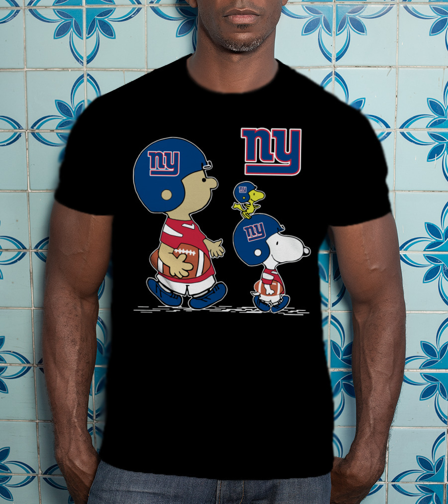 NY Giants Peanuts Snoopy And Woodstock Football T-Shirt