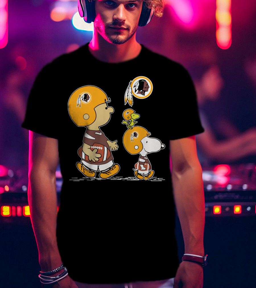 Redskins Snoopy And Woodstock Football Helmets T-Shirt