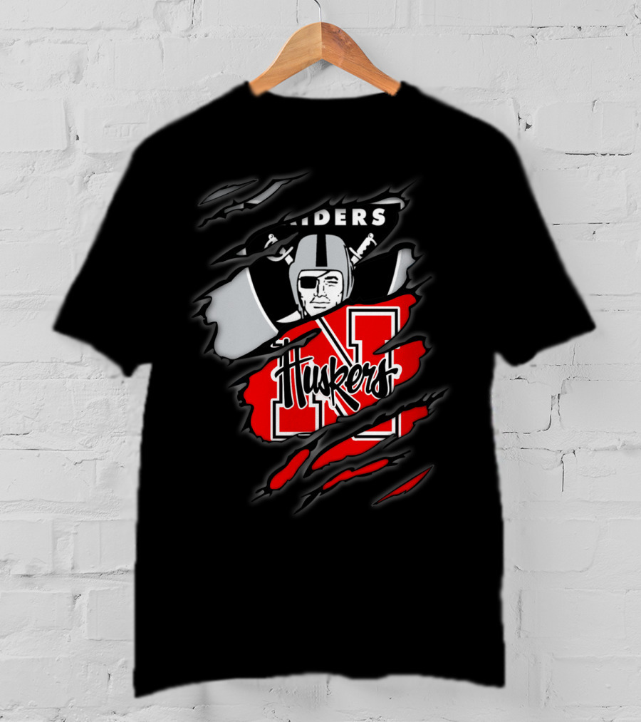 Raiders Huskers Torn Fusion T-Shirt