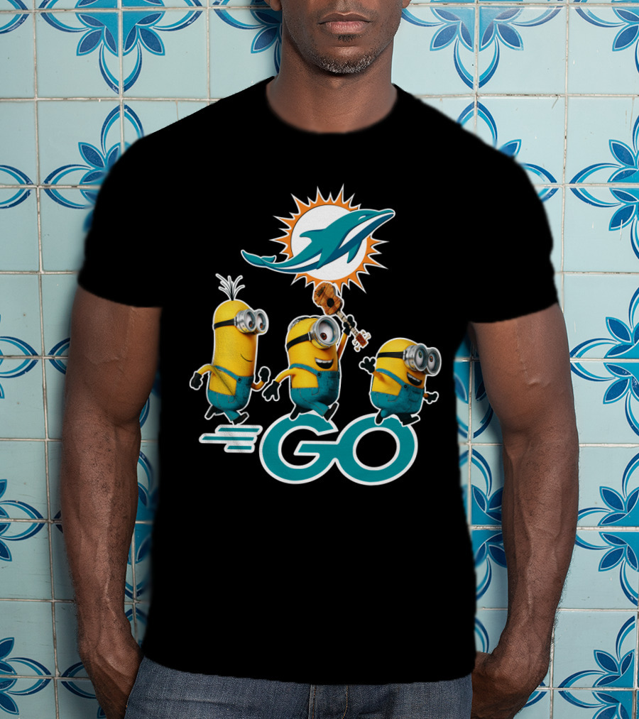 Minions Go Miami Dolphins Football Fun T-Shirt