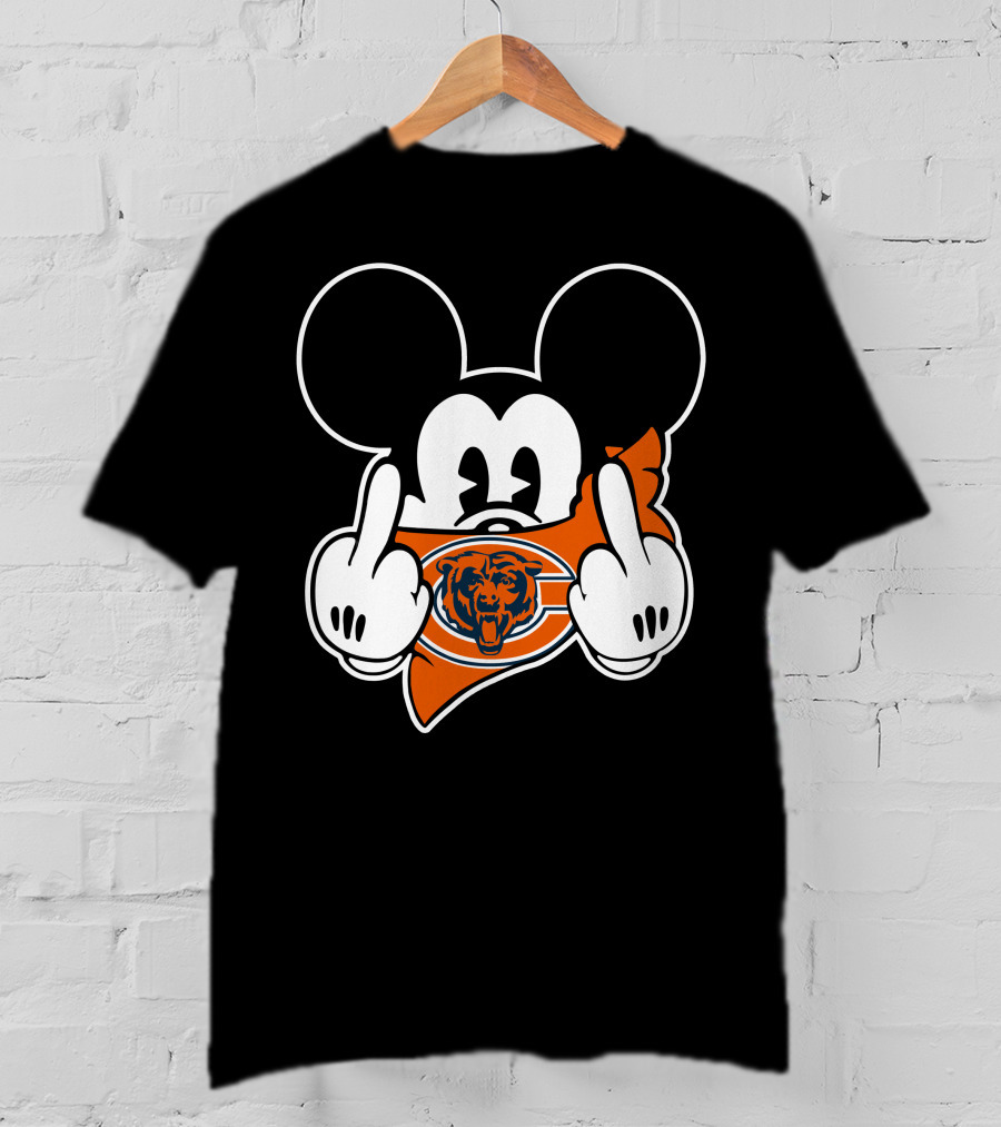 Mickey Mouse Chicago Bears Gesture T-Shirt