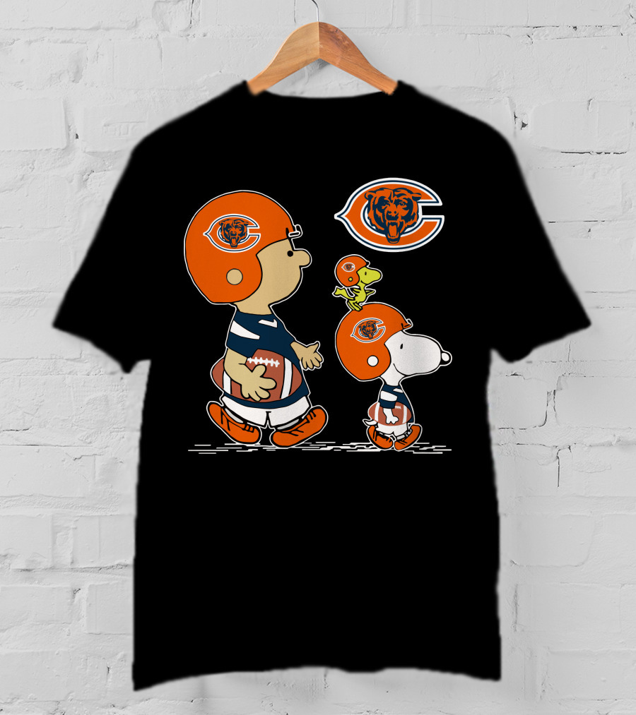 Chicago Bears Snoopy Football Peanuts Characters T-Shirt