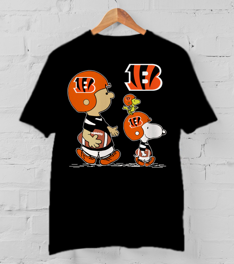 Bengals Snoopy And Friends Football Team Spirit T-Shirt