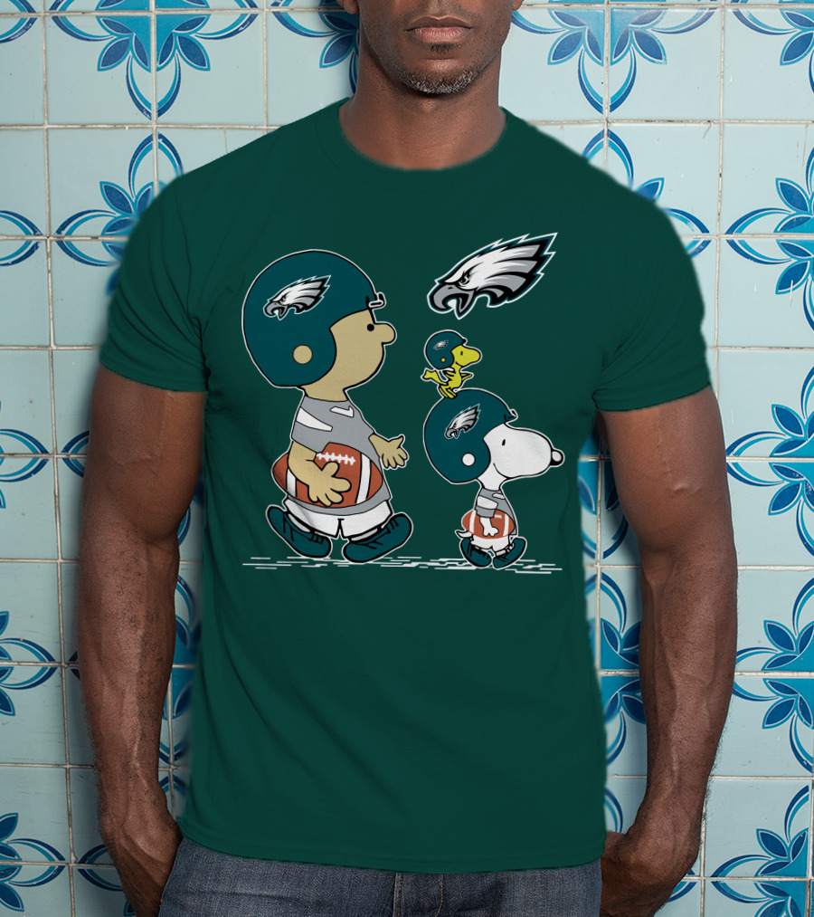 Philadelphia Eagles Snoopy And Woodstock Football Helmets T-Shirt
