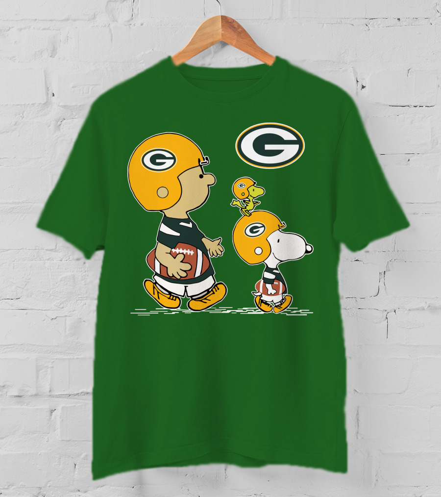 Packers Charlie Brown Snoopy Woodstock Football Helmet T-Shirt