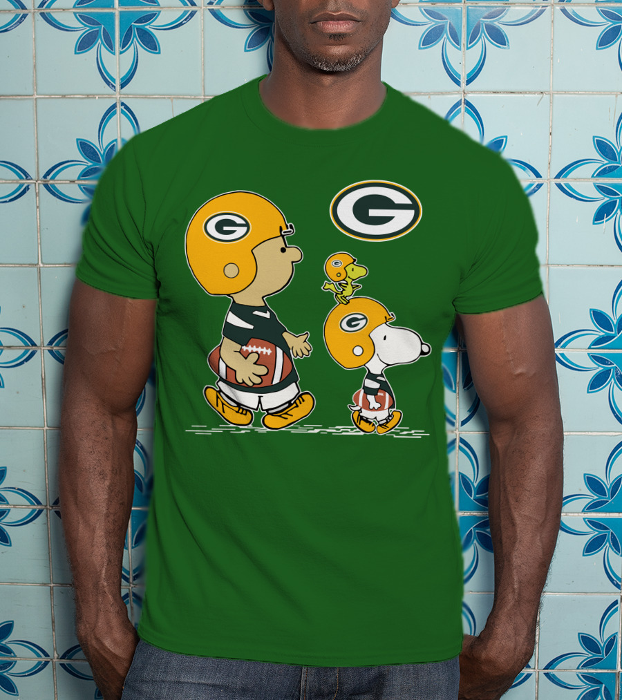 Packers Charlie Brown Snoopy Woodstock Football Helmet T-Shirt
