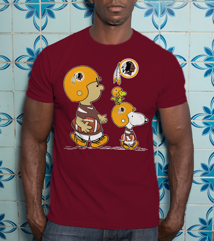 Redskins Snoopy Football Team Helmet Charlie Brown Woodstock T-Shirt
