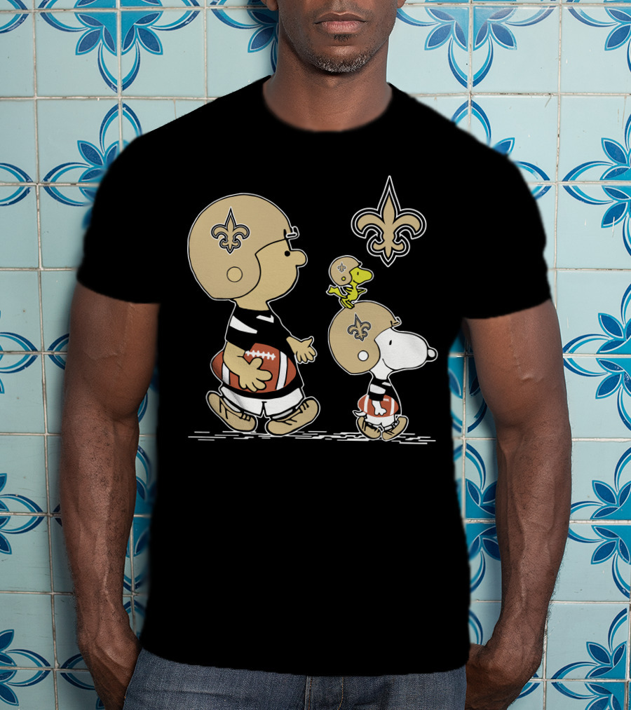 Saints Snoopy Peanuts Football Charlie Brown Woodstock Fleur-de-Lis T-Shirt