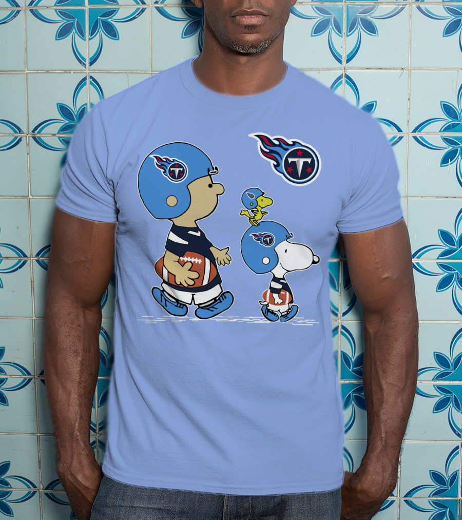 Titans Football Snoopy And Friends Helmet Walk T-Shirt