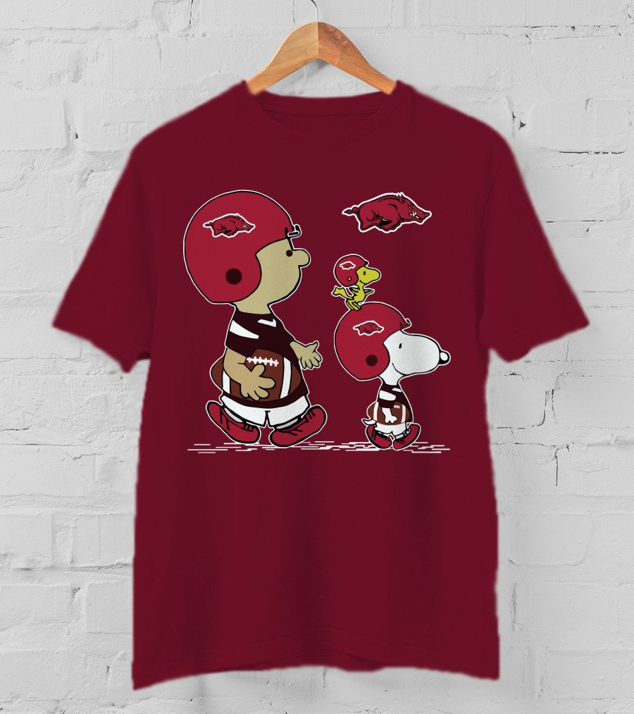 Arkansas Razorbacks Snoopy Football Peanuts Characters With Helmets T-Shirt