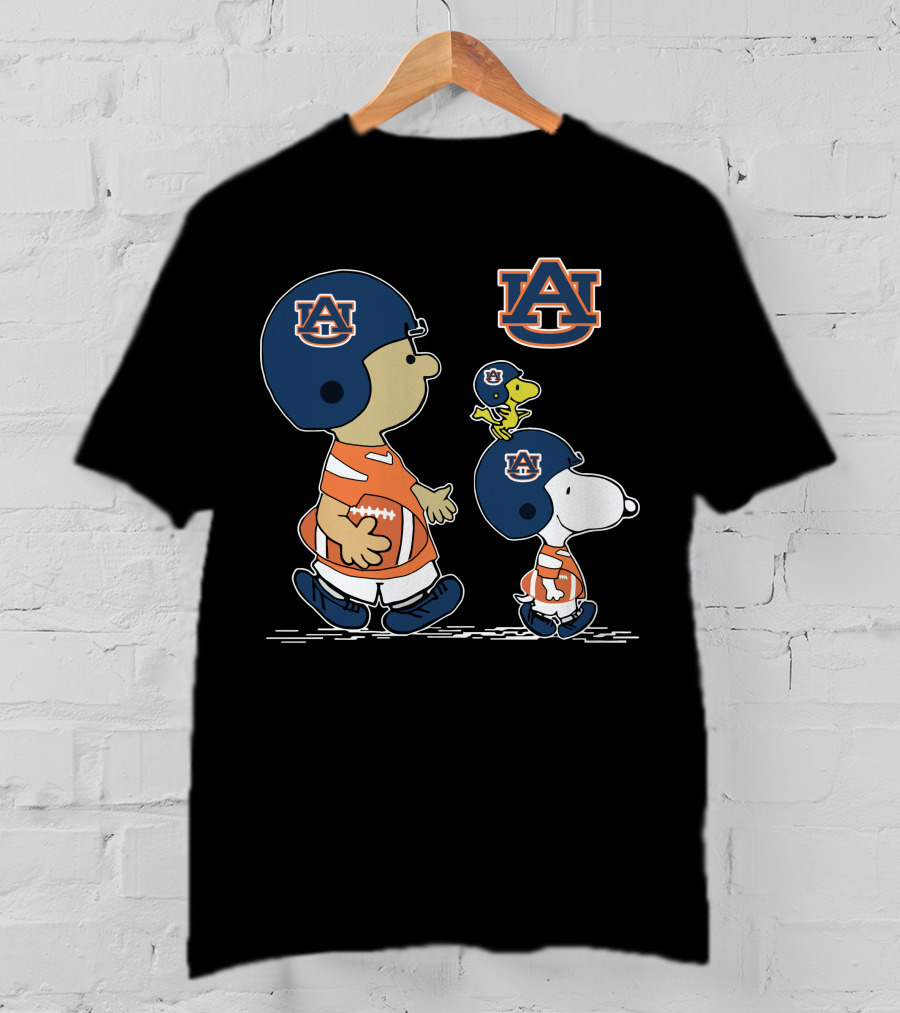 Auburn Tigers Snoopy And Woodstock Football Helmets Peanuts Collaboration T-Shirt