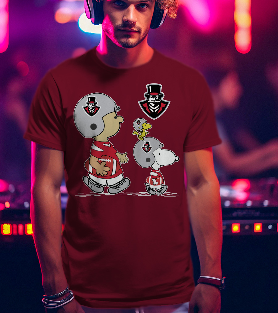 Austin Peay Governor Mascot With Snoopy And Woodstock Football Helmets T-Shirt