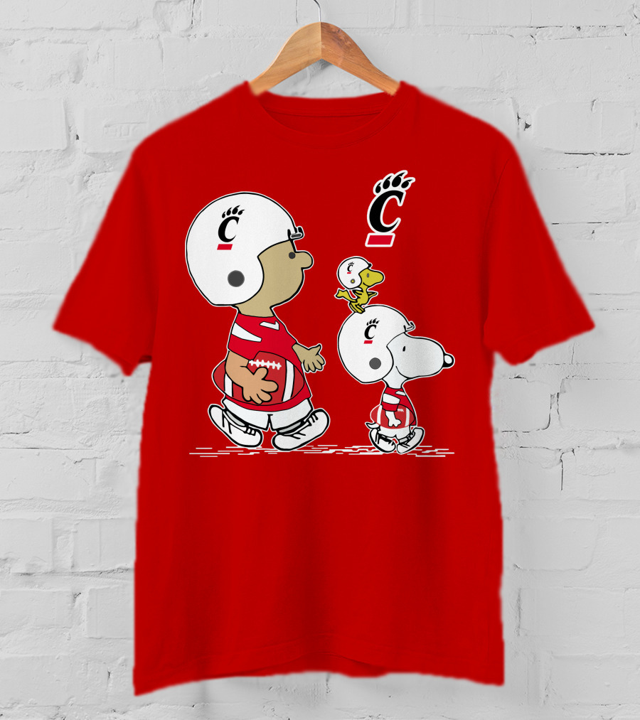 Cincinnati Bearcats Football Snoopy And Woodstock Game Day T-Shirt