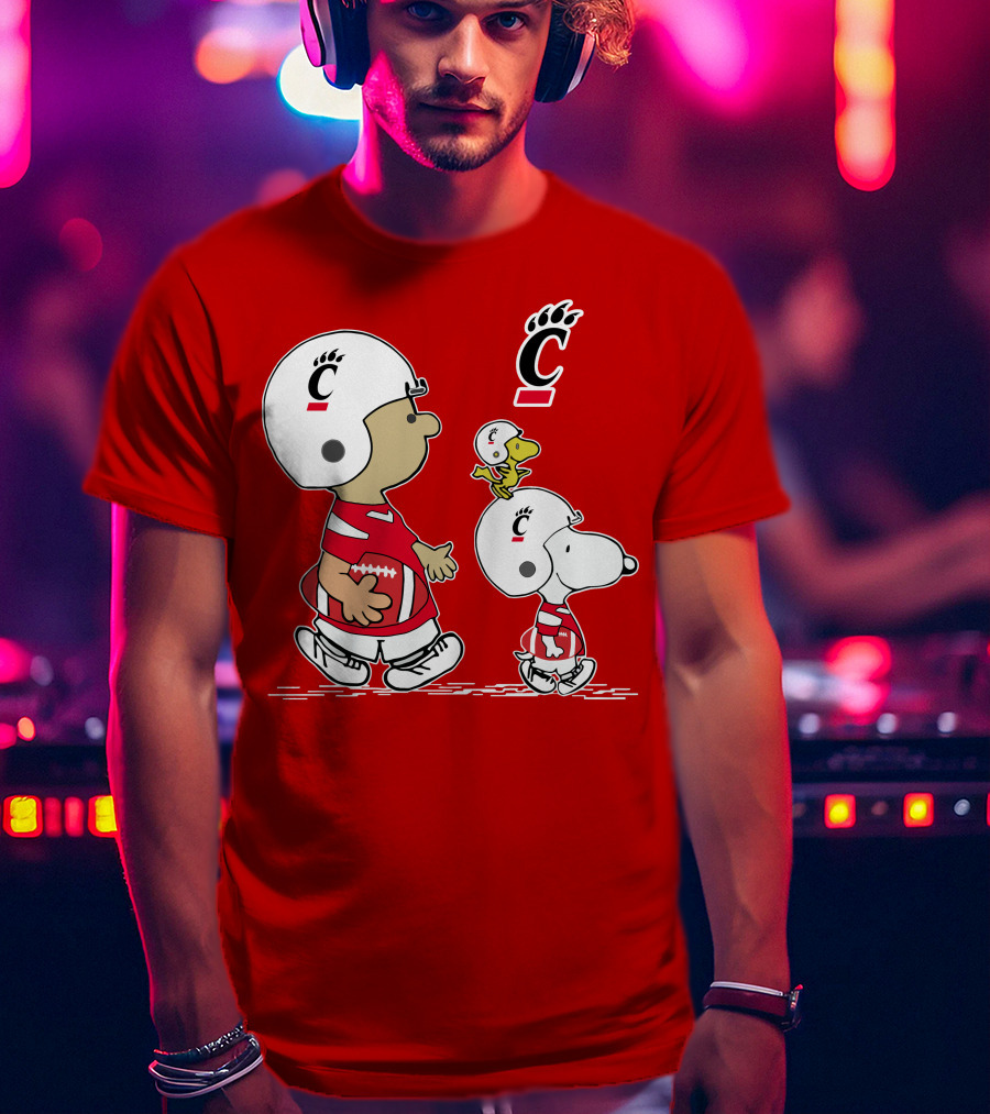 Cincinnati Bearcats Football Snoopy And Woodstock Game Day T-Shirt