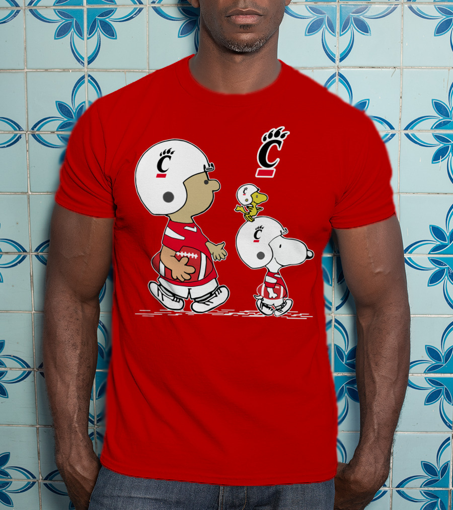Cincinnati Bearcats Football Snoopy And Woodstock Game Day T-Shirt