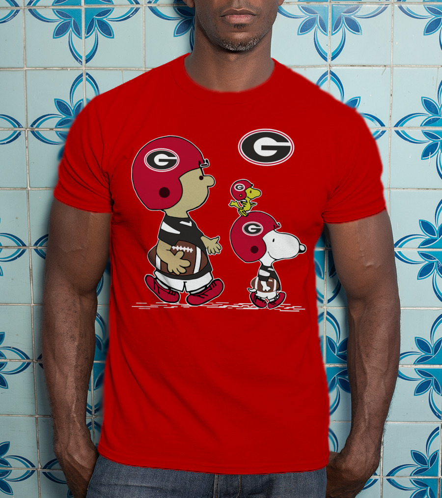 Georgia Bulldogs Snoopy And Woodstock Football Helmets T-Shirt