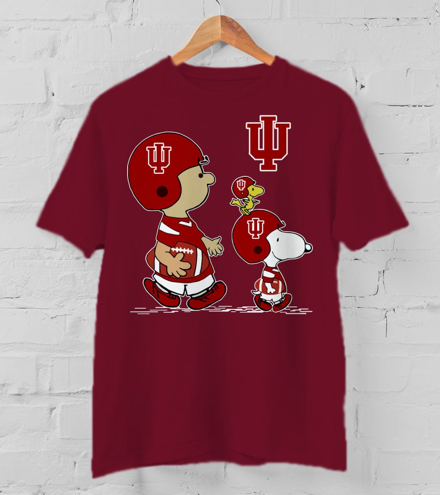 Indiana Hoosiers Snoopy And Woodstock Football Players T-Shirt