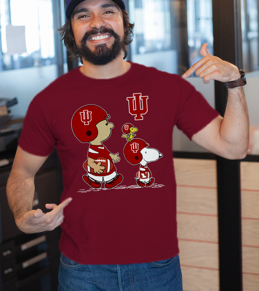 Indiana Hoosiers Snoopy And Woodstock Football Players T-Shirt