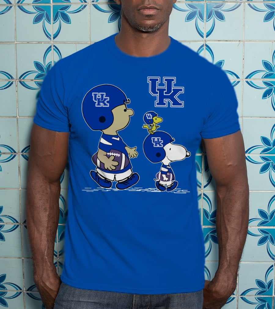 Kentucky Wildcats Snoopy Woodstock Uk Football Peanuts Characters T-Shirt