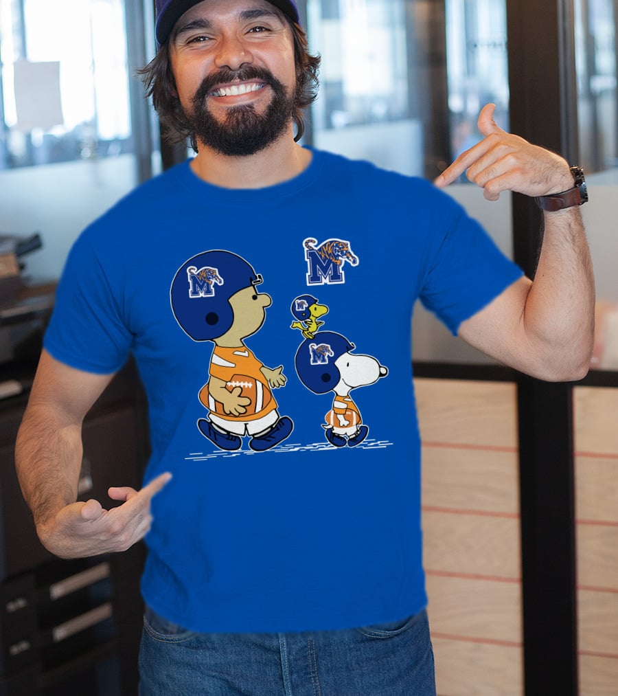 Memphis Tigers Snoopy Charlie Brown Woodstock Football Helmet T-Shirt