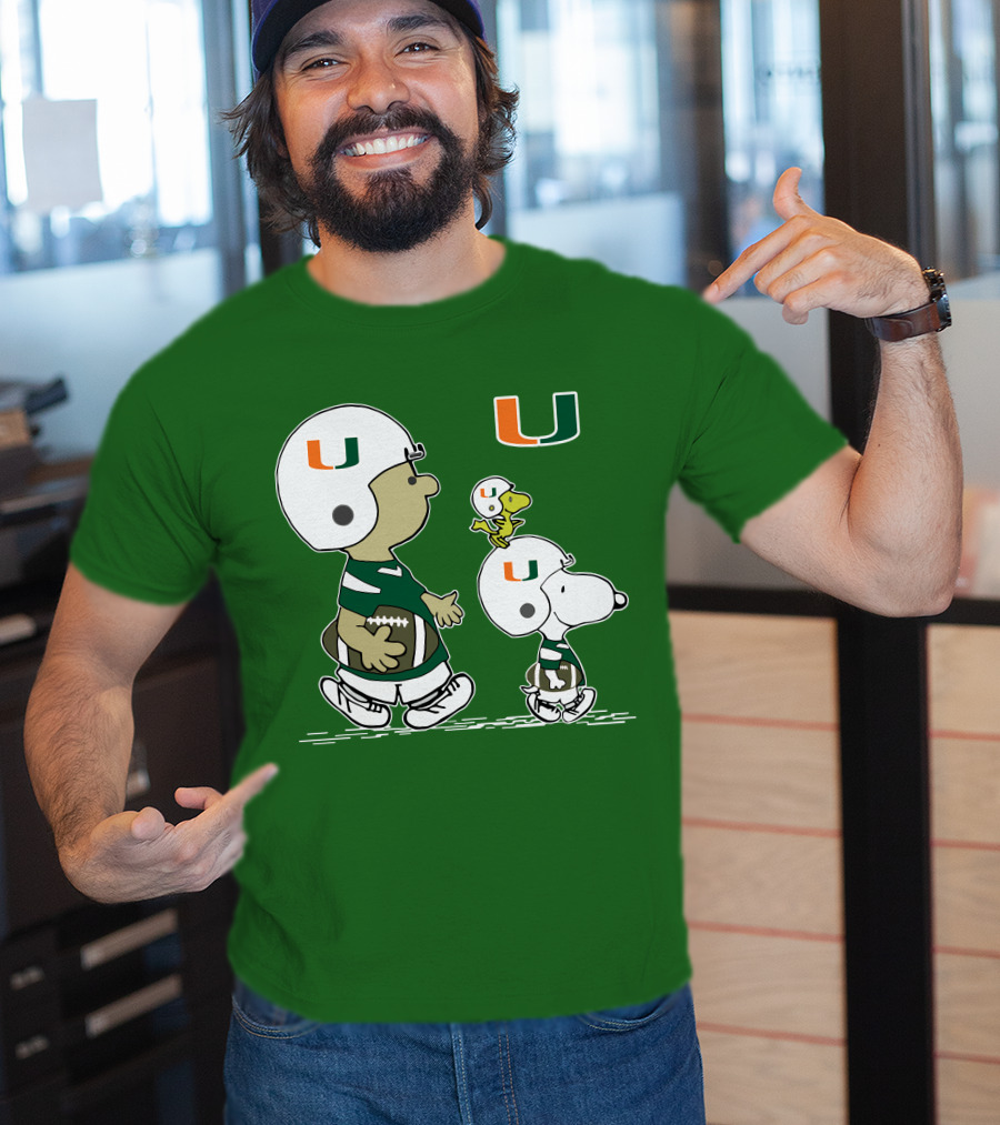 Miami Hurricanes Snoopy And Woodstock Football Helmets Peanuts Comic T-Shirt