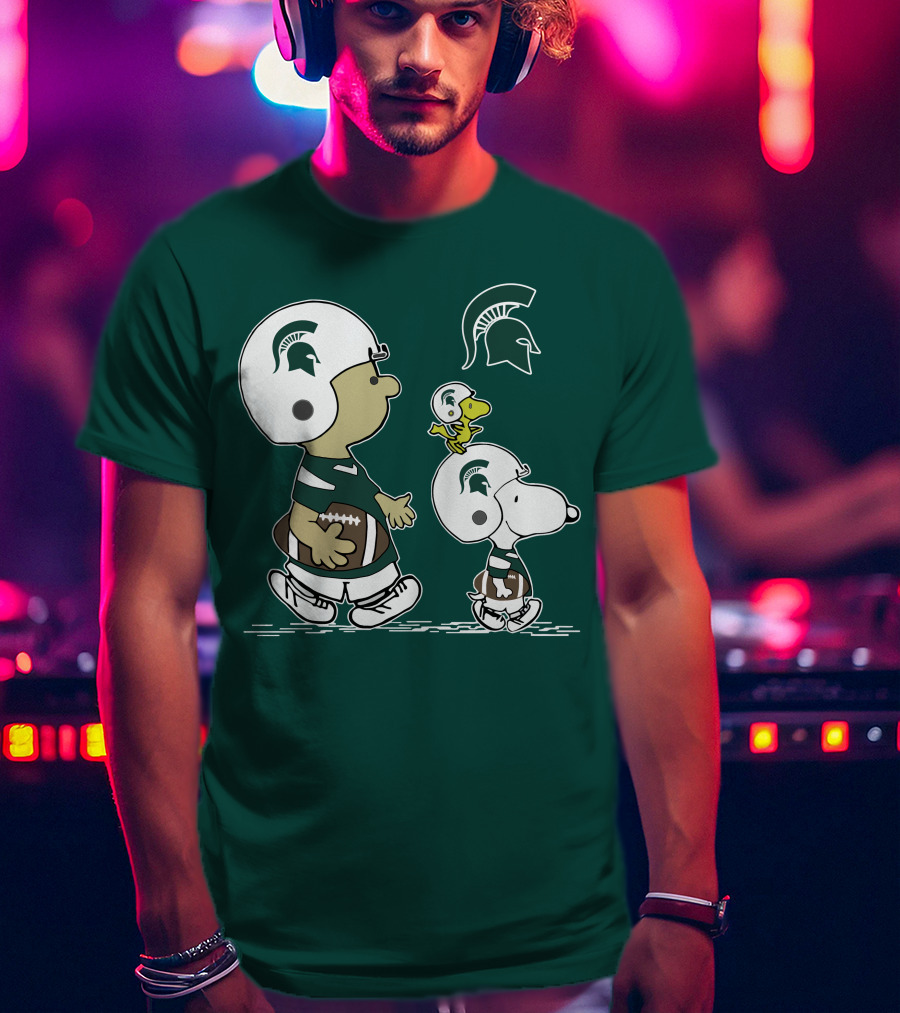 Michigan State Spartans Snoopy And Woodstock Football Gear T-Shirt