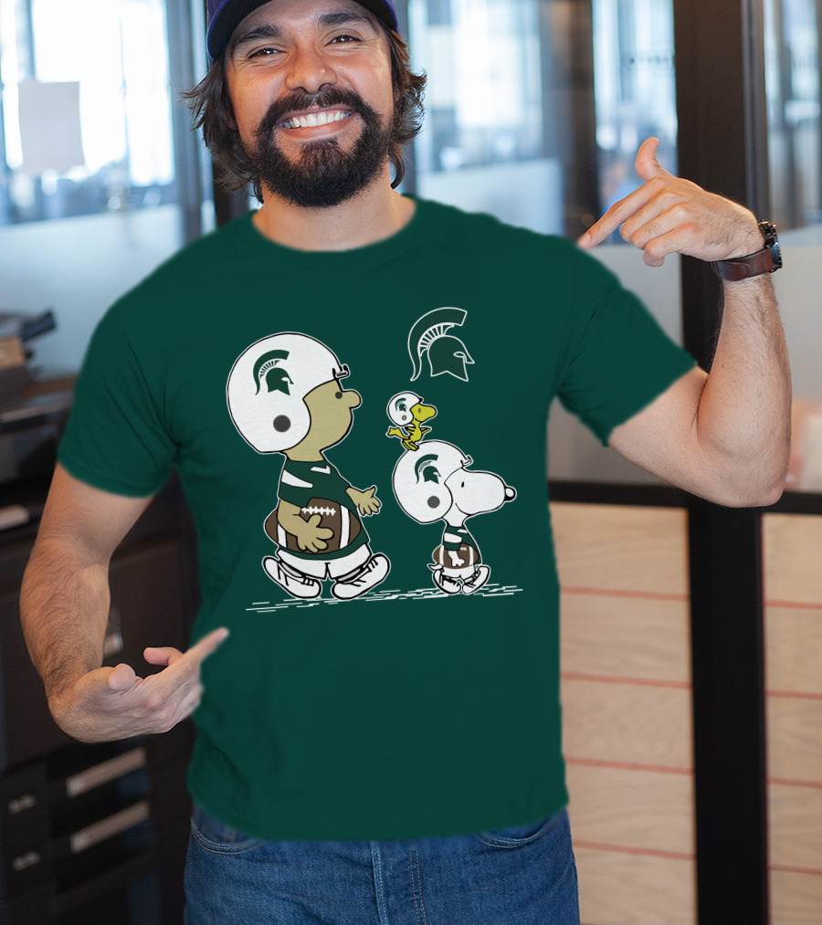Michigan State Spartans Snoopy And Woodstock Football Gear T-Shirt