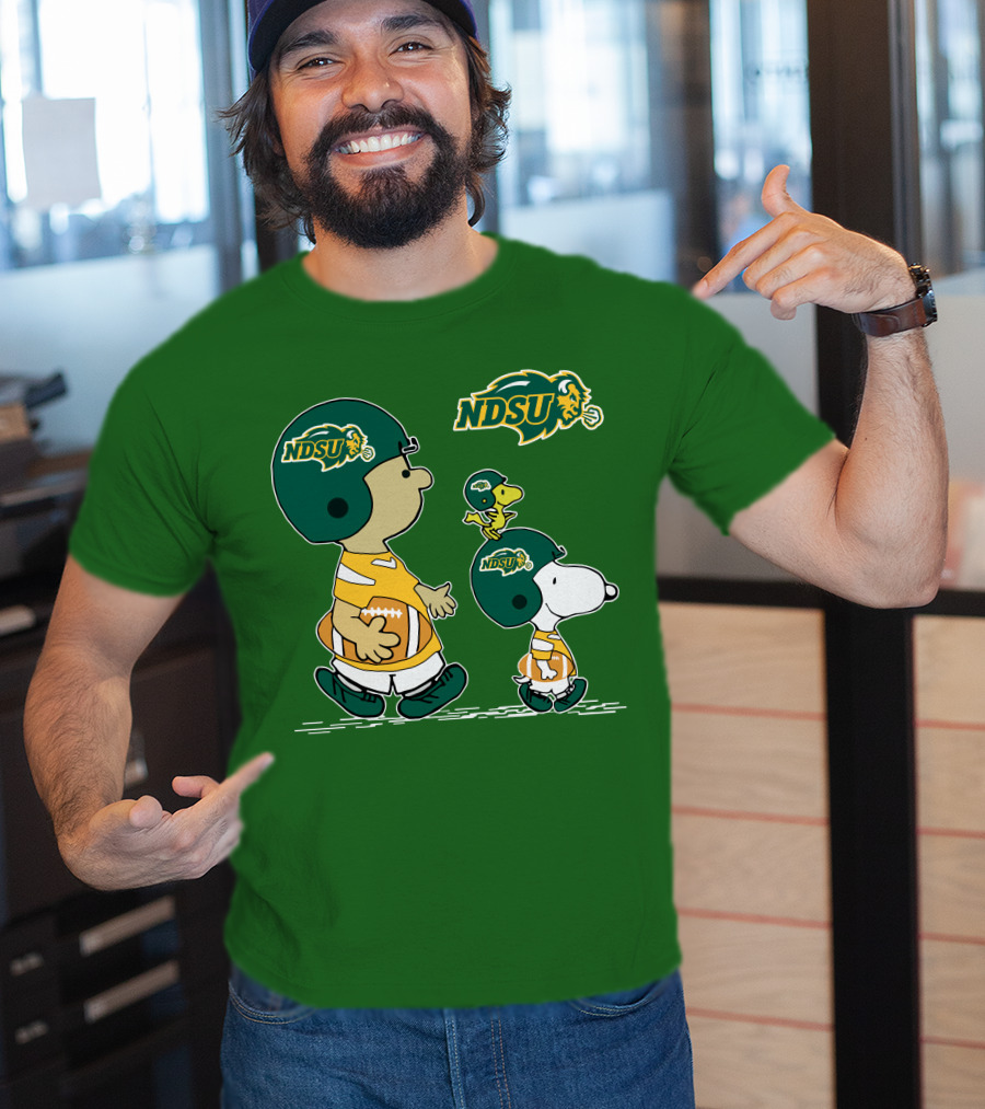 NDSU Snoopy And Woodstock Football Pee Wee Herman T-Shirt