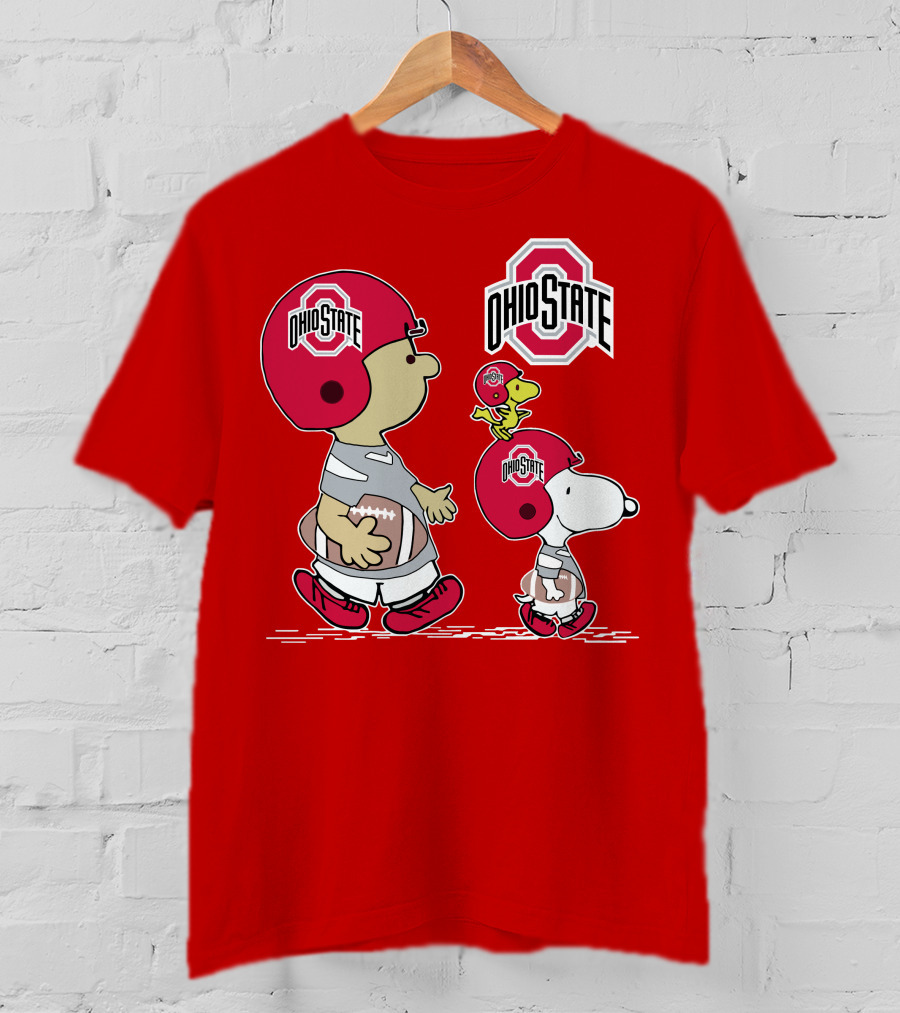 Ohio State Football Snoopy And Woodstock Peanuts Sports Gear T-Shirt