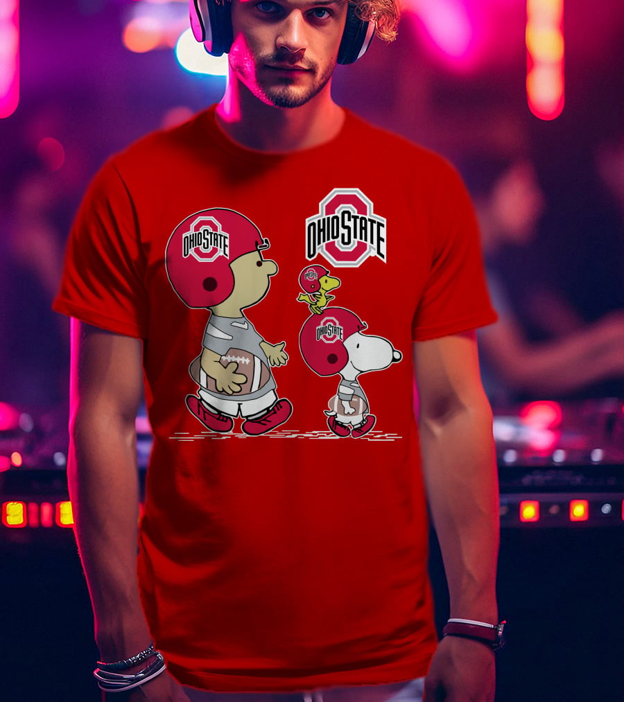 Ohio State Football Snoopy And Woodstock Peanuts Sports Gear T-Shirt