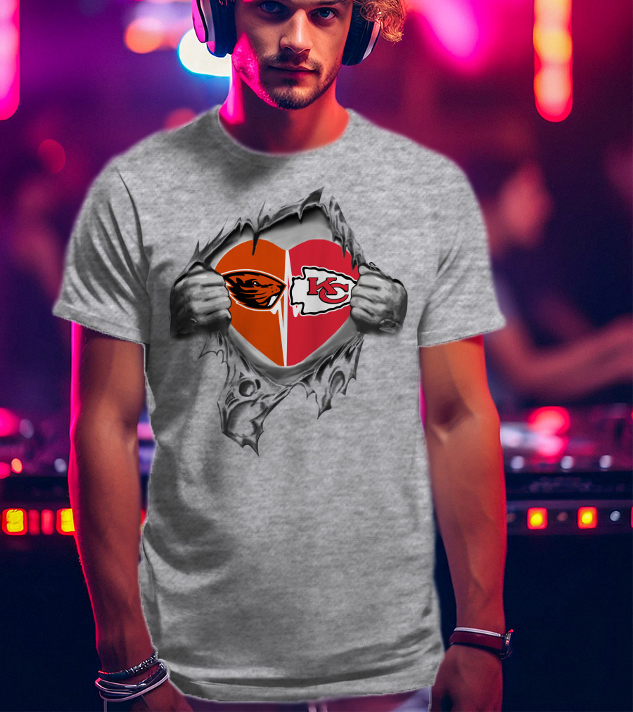 Chiefs Beavers Heart Logo Split Rip T-Shirt