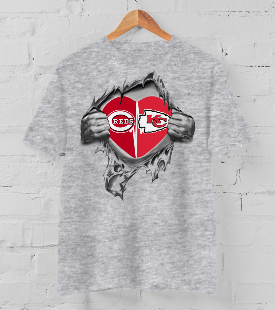 Cincinnati Reds Kansas City Chiefs Heart Tearing T-Shirt