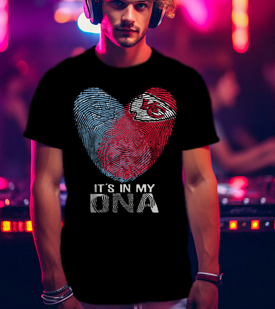 It's In My DNA North Carolina Tar Heels And Chiefs Fingerprint Heart T-Shirt