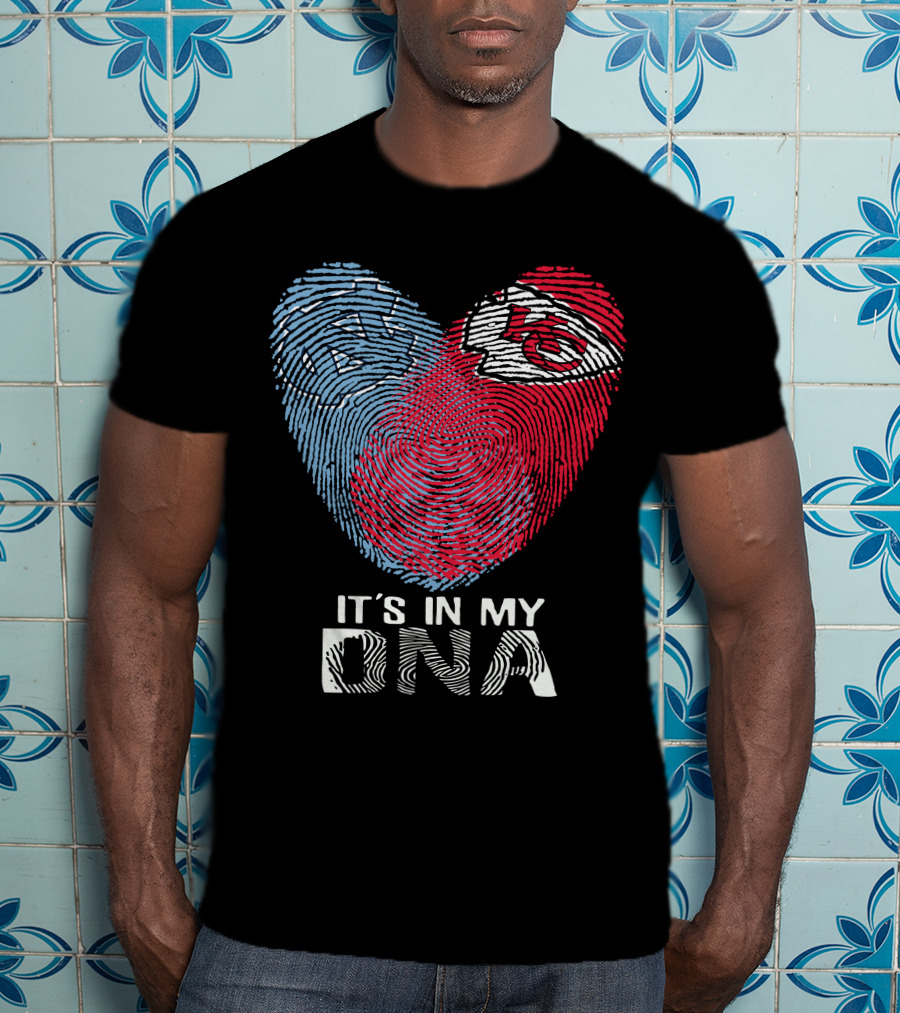 It's In My DNA North Carolina Tar Heels And Chiefs Fingerprint Heart T-Shirt