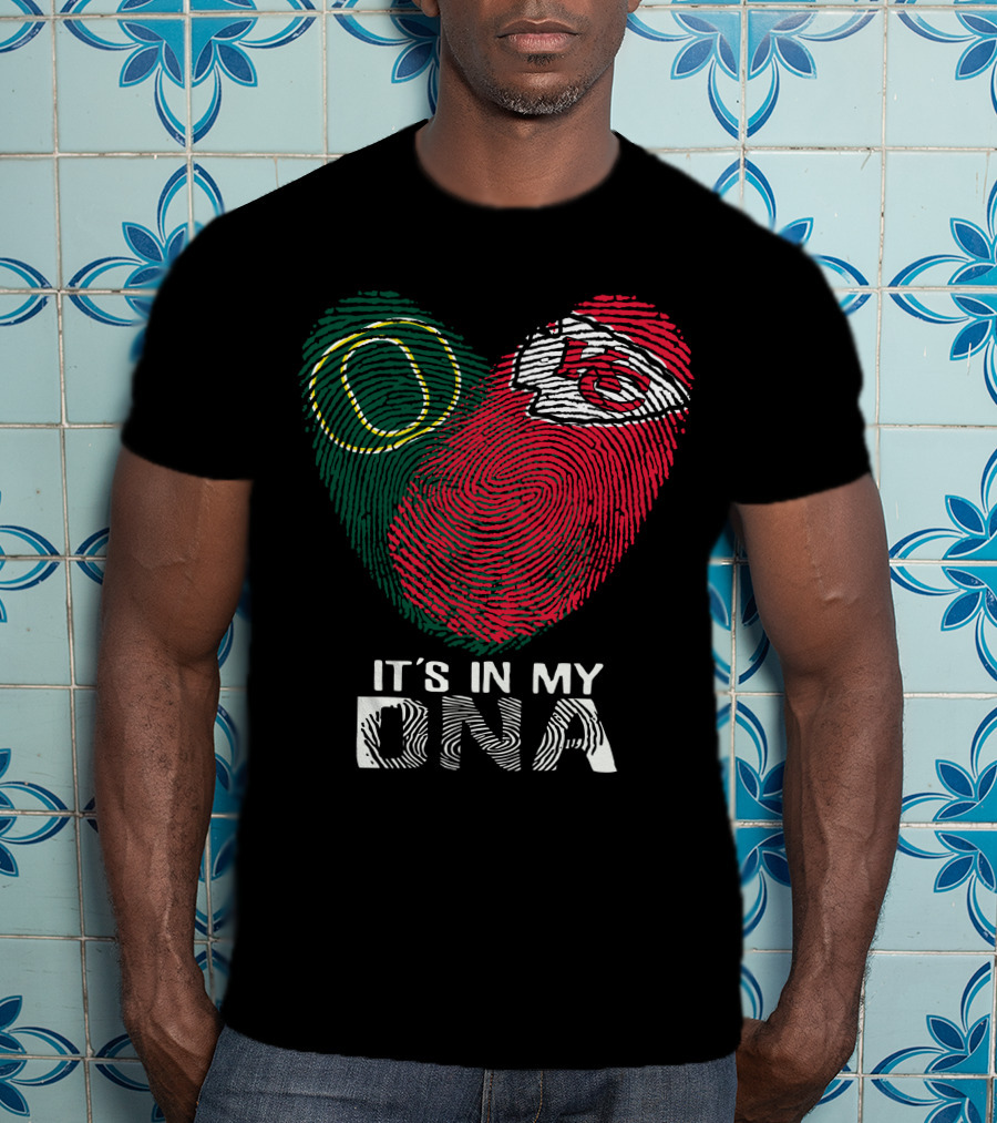 Oregon Ducks Kansas City Chiefs Fingerprint It's In My DNA T-Shirt