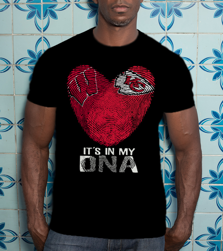Wisconsin Badgers Chiefs Heart It's In My DNA T-Shirt